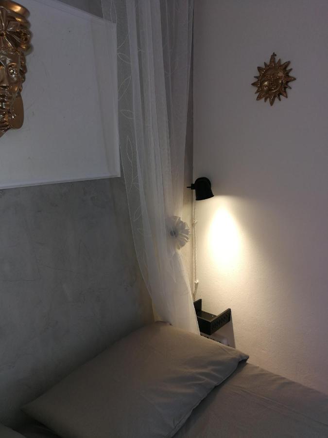 Casa Vacanze Il Girasole 칼타기론 외부 사진