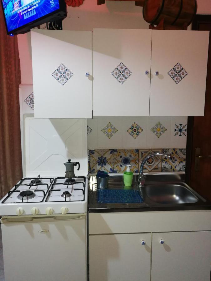 Casa Vacanze Il Girasole 칼타기론 외부 사진